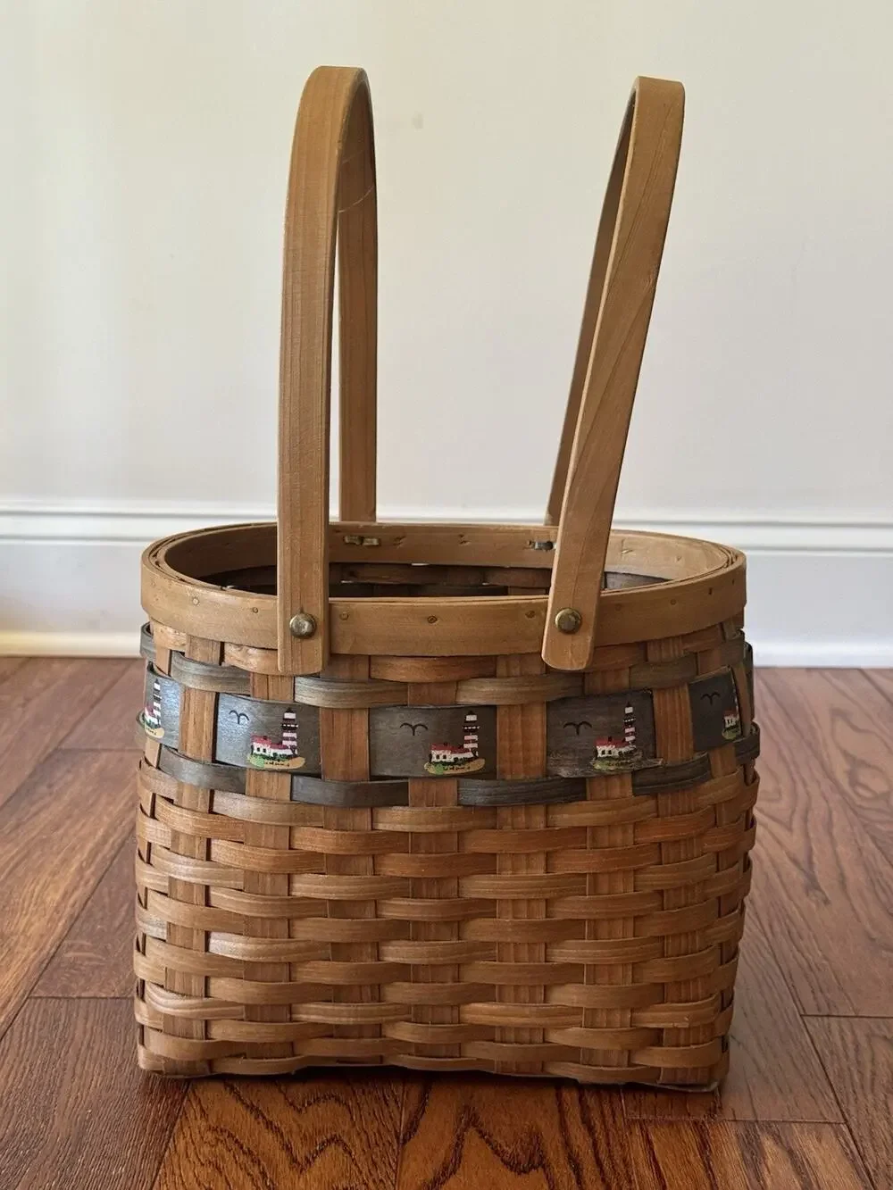 VTG Farmhouse Woven Splint Wood Basket Painted Lighthouses Nautical Coastal